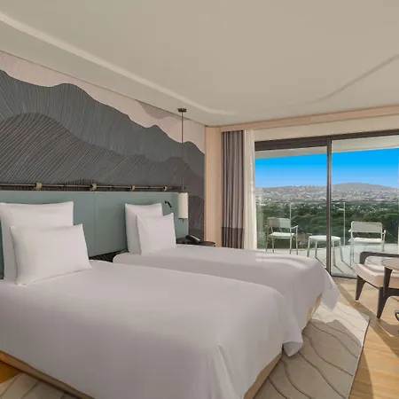 Swissotel And Cesme Otel