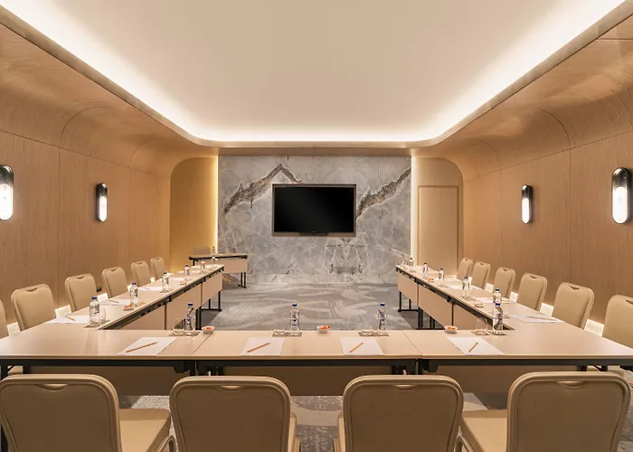 Swissotel And Cesme فندق