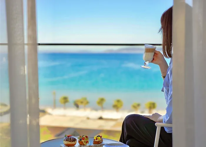 Swissotel And Cesme *