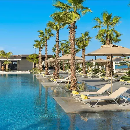 Swissotel And Cesme Hotell *