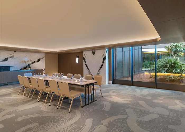 Swissotel And Cesme Готель