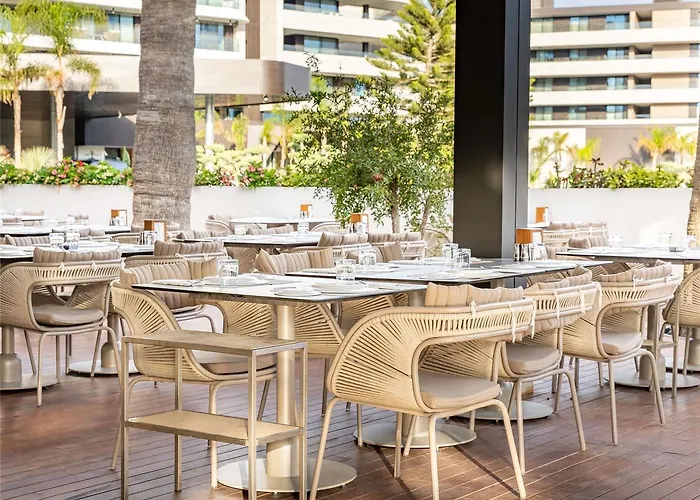 Готель Swissotel And Cesme *